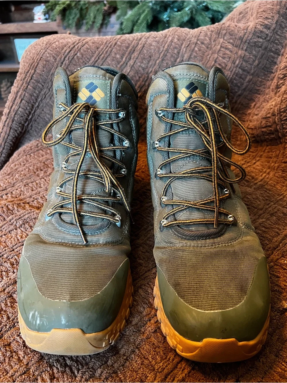 Columbia Men's Fairbanks Omni-Heat winter boots (Size 12)